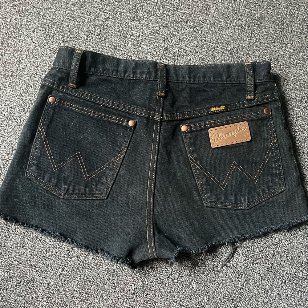 Vintage Wrangler shorts size 25